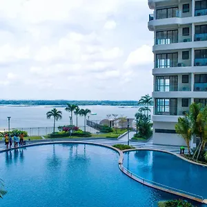 Scenic Country Garden Danga Bay By Lions Bay Malaisie